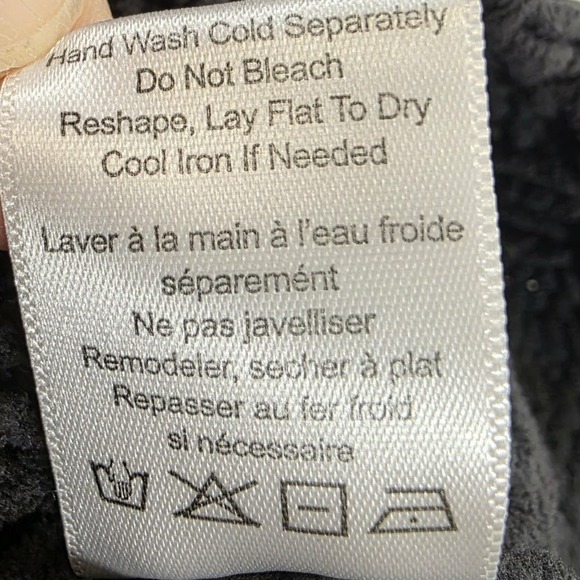 Marla Wynne Women's M Charcoal Chunky Cable Knit Grandmacore Sweater - Picture 12 of 12